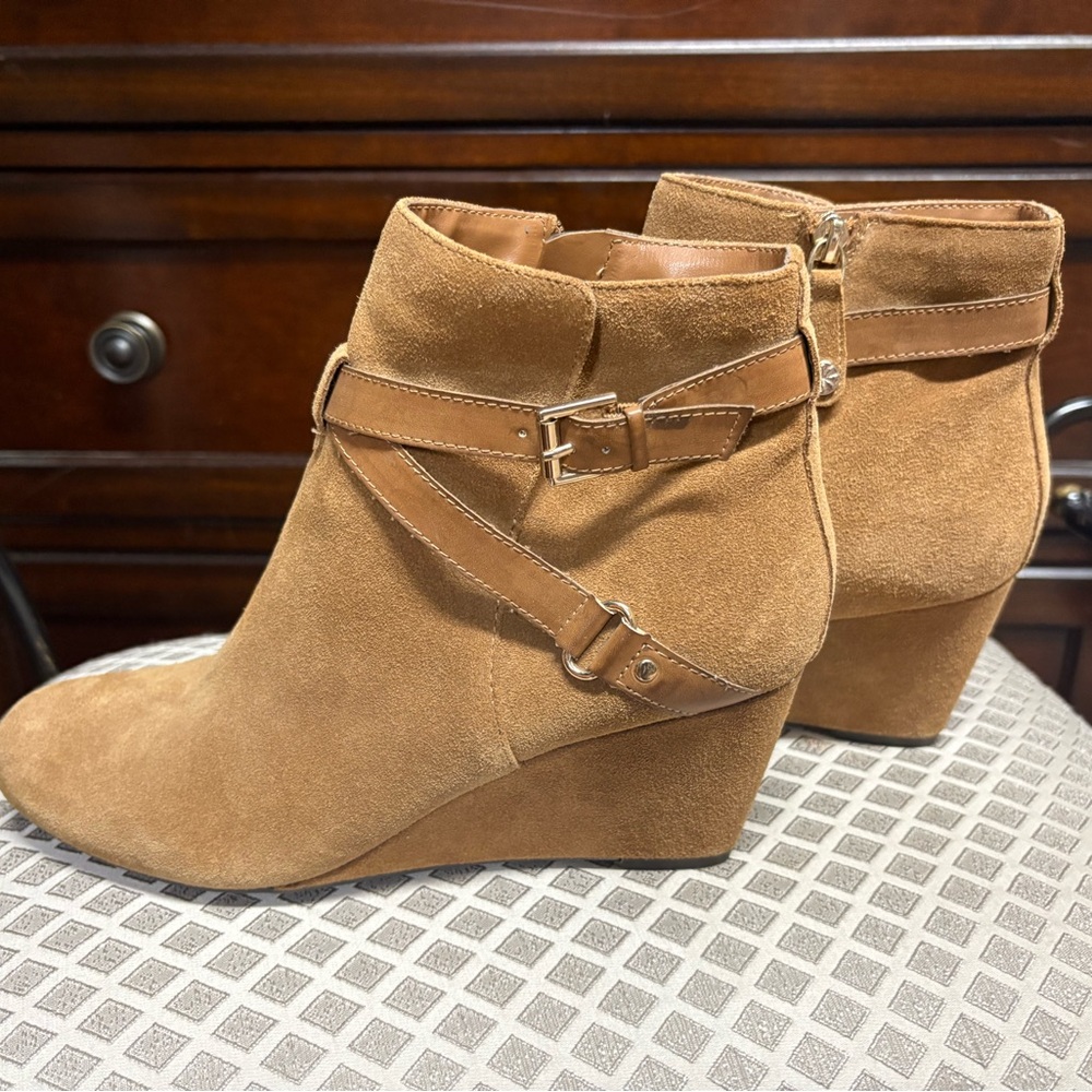 Women's Camel colored Suede Ankle Boots.